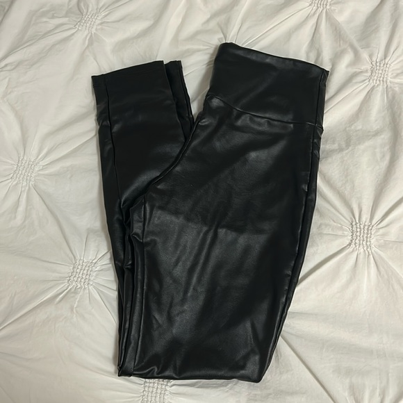 leather leggings - Picture 1 of 2